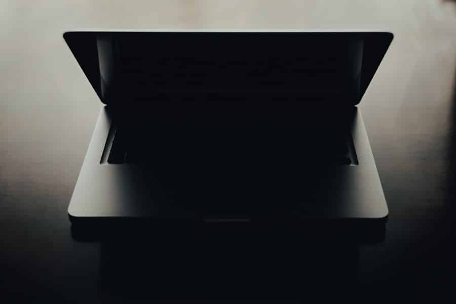 L-shaped counter
