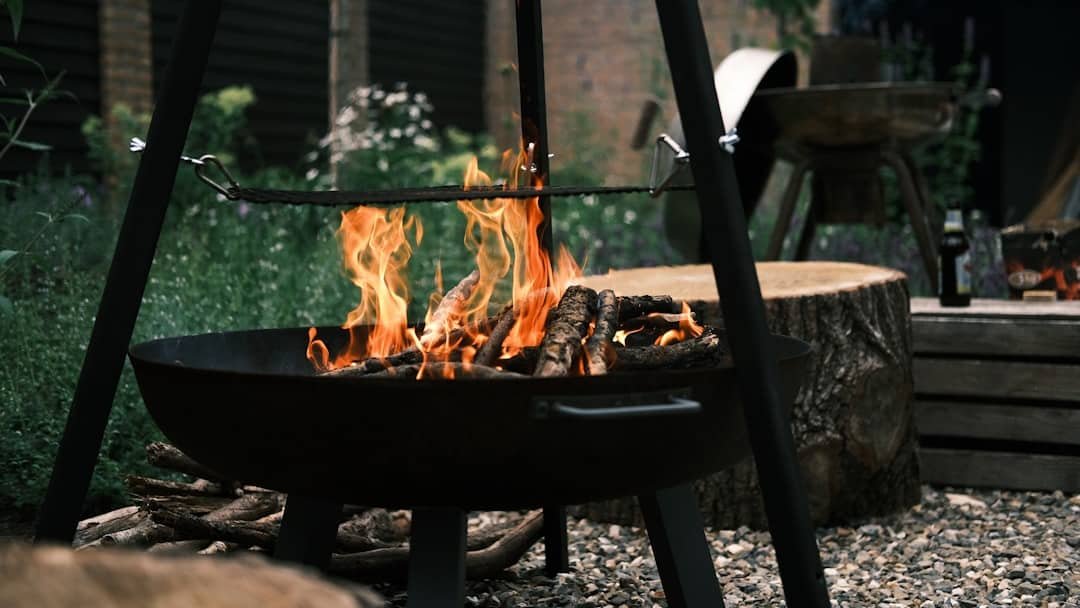 Photo Outdoor kitchen with barbecue