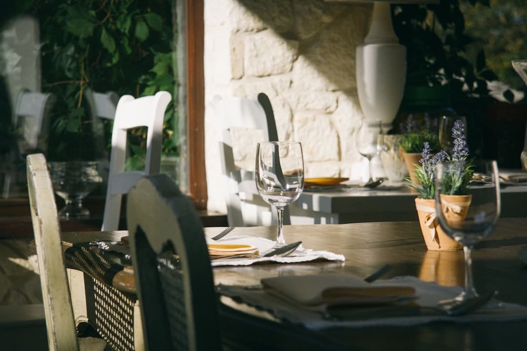 Photo outdoor kitchen seating