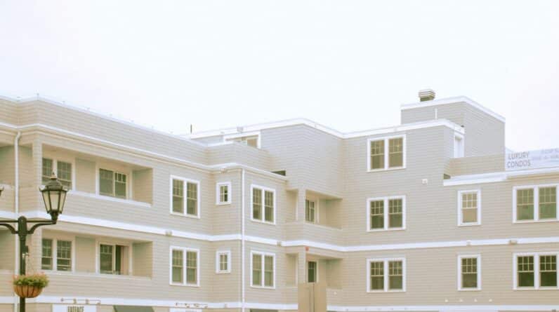 Photo Residential Contractor Responsibilities
