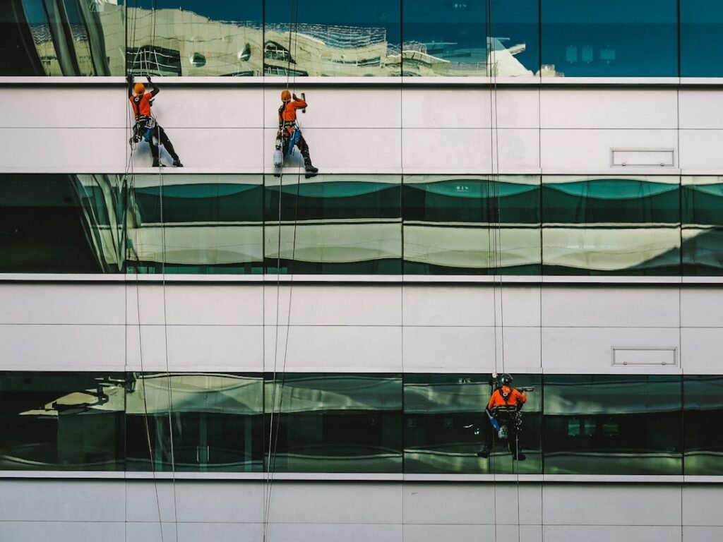 Photo International Contractor Jobs