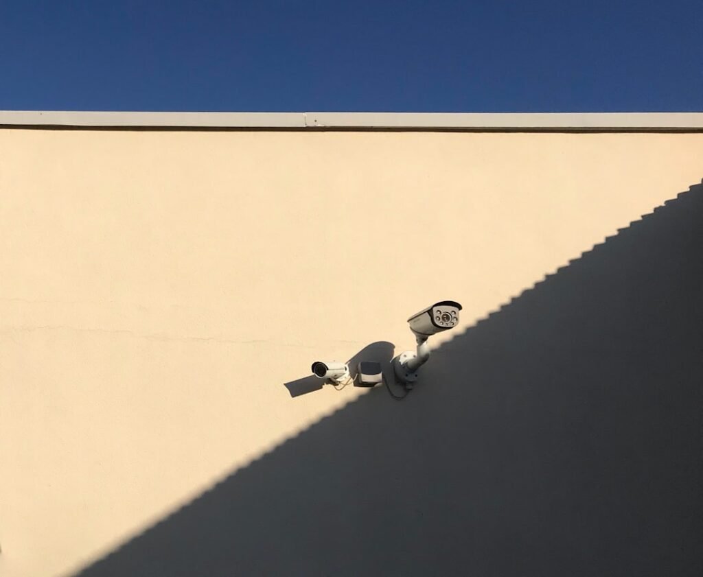 Photo Remote Contractor
