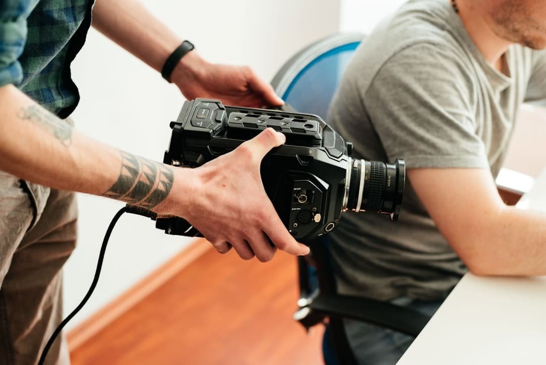 Photo Remote Contractors Find Clients