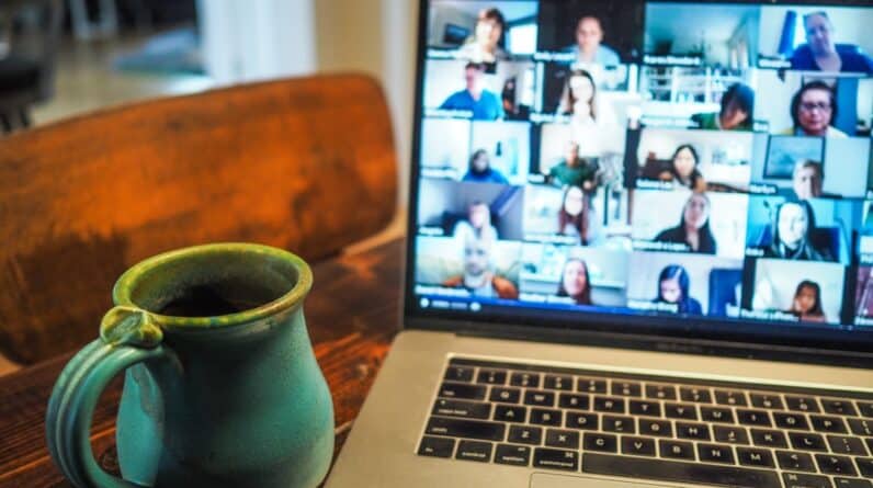 Photo Remote Work