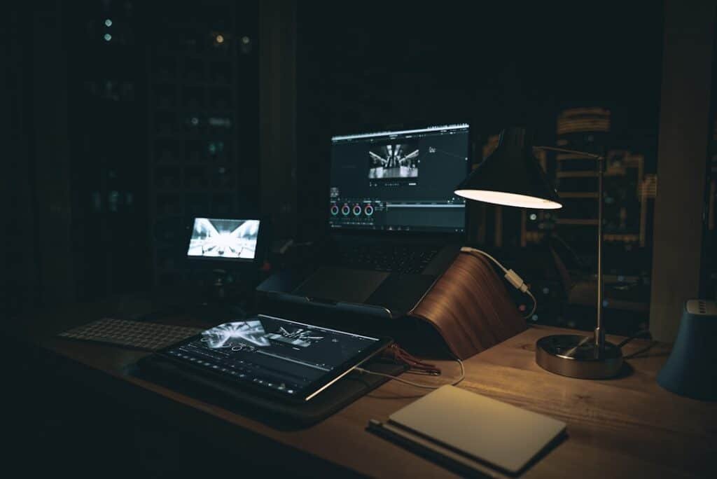 Photo Virtual Assistant Contractor Jobs