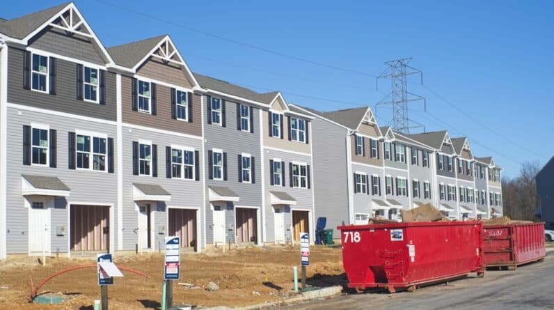 Photo home builder