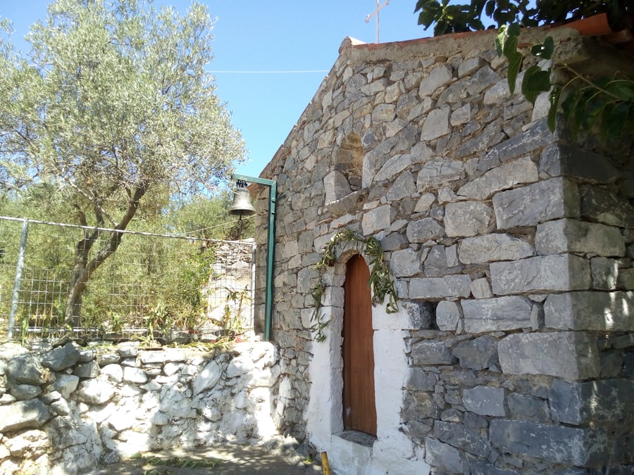 Photo Mediterranean style home builder